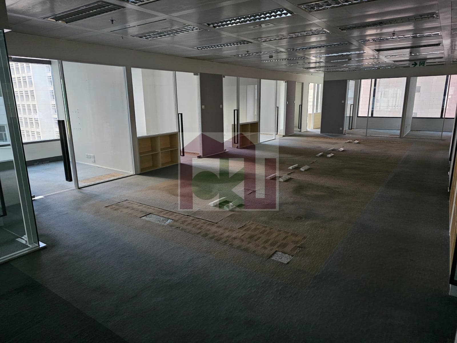 9 Queen`s Road Central building or unit photo